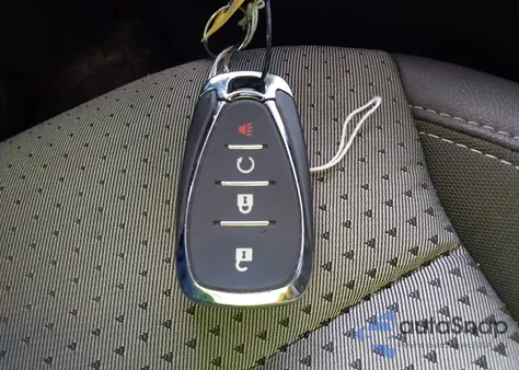 2025 Chevrolet Trax Fwd Lt from USA, damaged, VIN KL77LHEP1SC222006